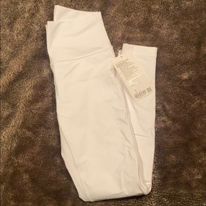 NWT White Lululemon Leggings 8